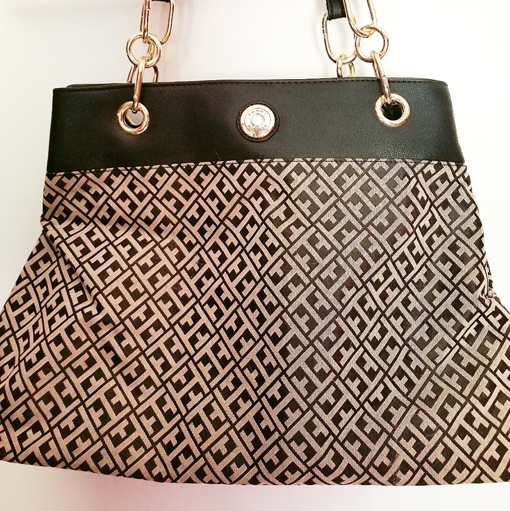 Tommy Hilfiger large handbag. NWT